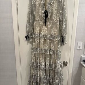 Chic Long Sleeve Lace Dress